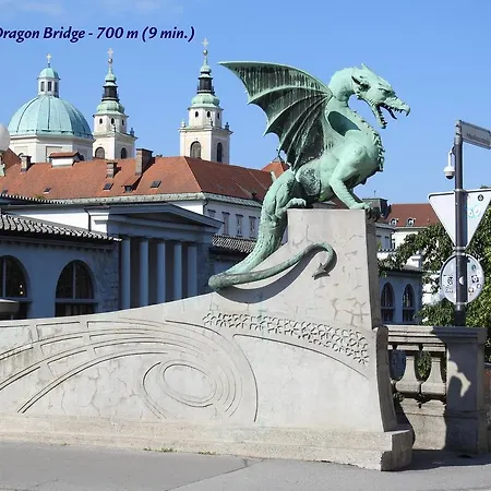 Slovenian Art Story Апартаменты